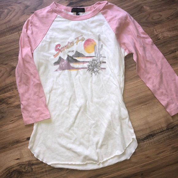 La Hearts Tops - Pink and White Baseball Tee. Santa Fe